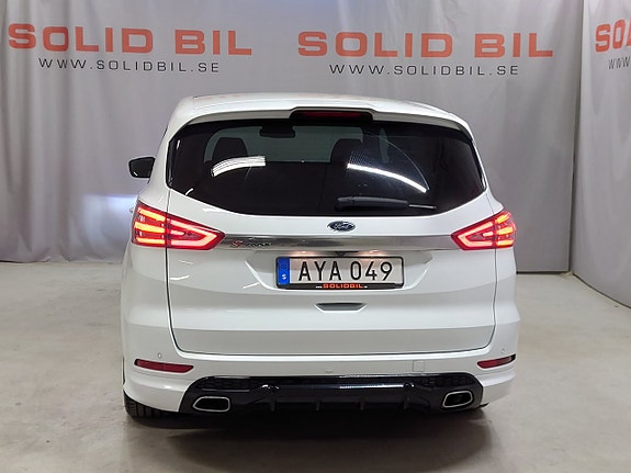 Ford S-MAX 5 of 21