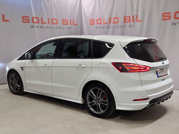 Ford S-MAX 4 of 21