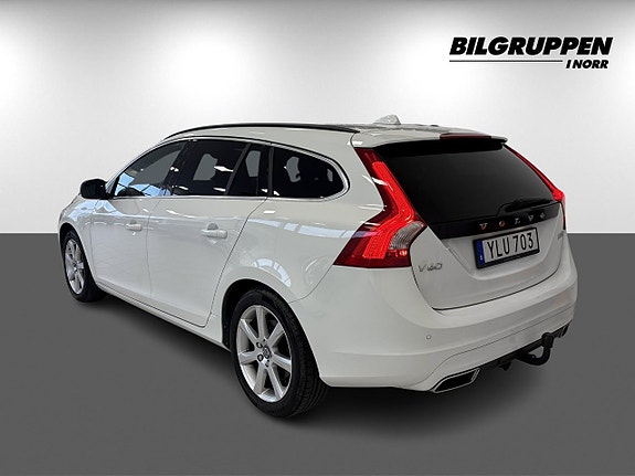 Volvo V60 6 of 15