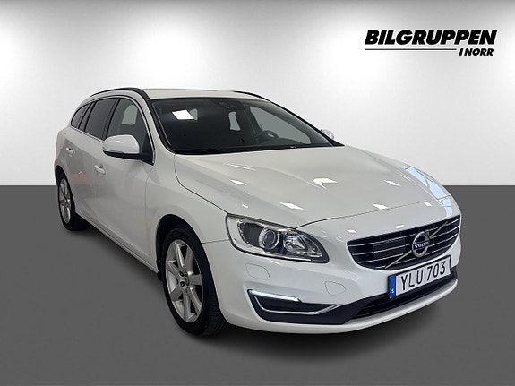 Volvo V60 3 of 15