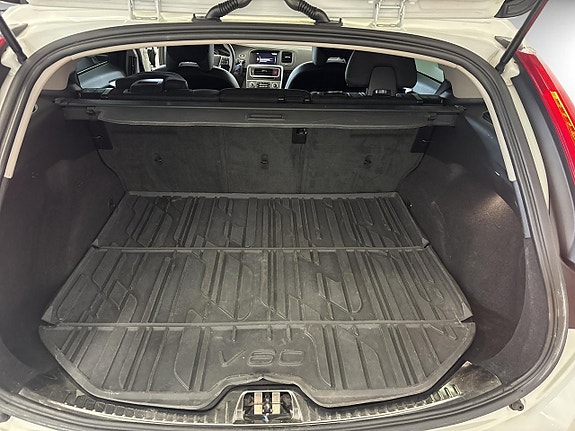 Volvo V60 14 of 15