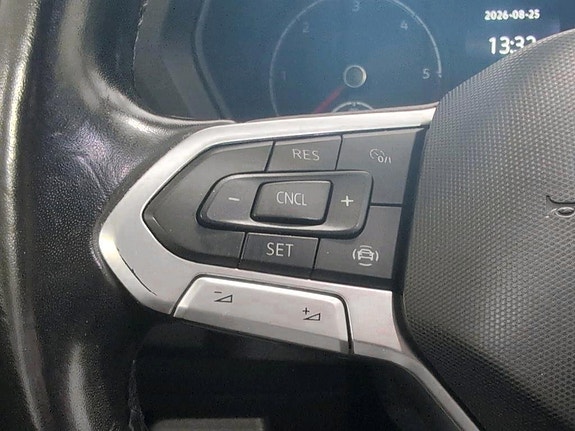 Volkswagen Caddy 10 of 14