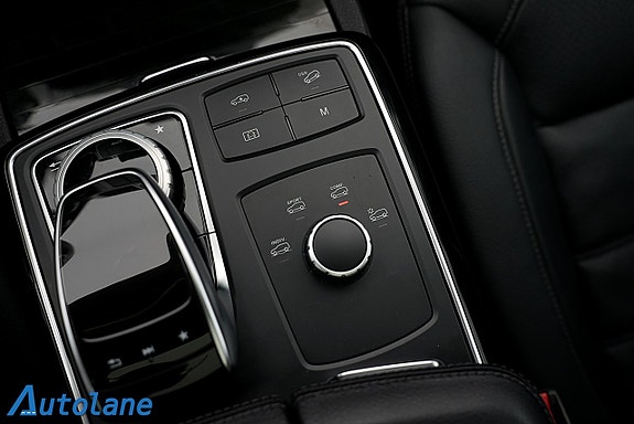 Mercedes-Benz GLE350 d 29 of 30