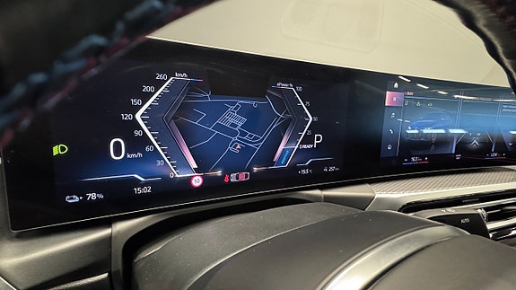 BMW i4 13 of 27