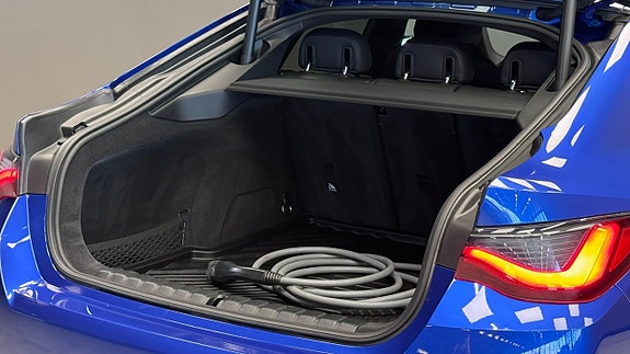 BMW i4 19 of 27