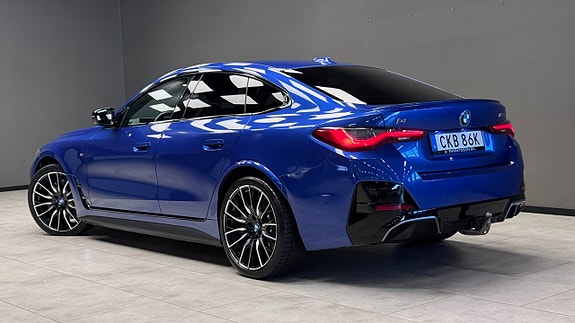 BMW i4 16 of 27