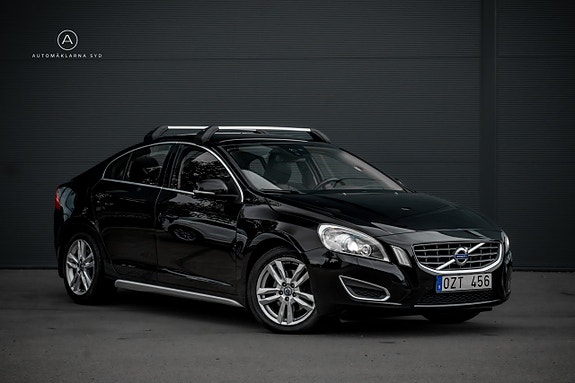 Volvo S60 4 of 22