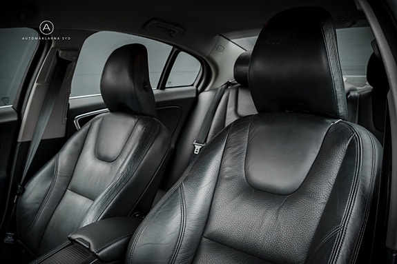 Volvo S60 8 of 22
