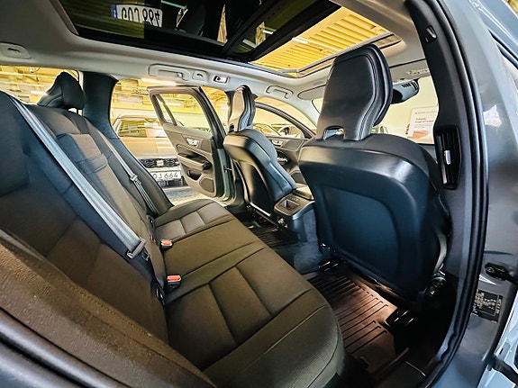 Volvo V60 18 of 21