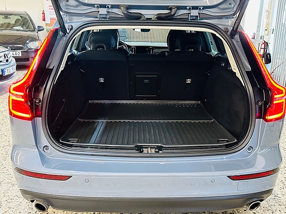 Volvo V60 5 of 21