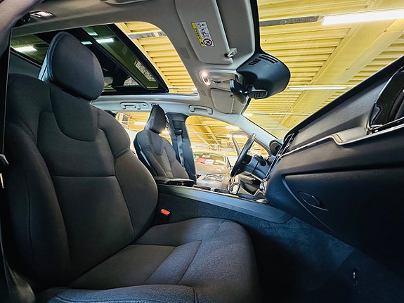 Volvo V60 21 of 21