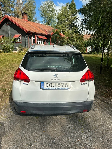Peugeot 2008 5 of 10