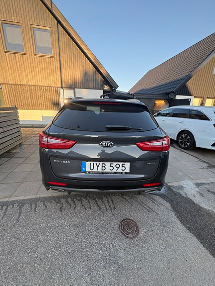 Kia Optima 3 of 6