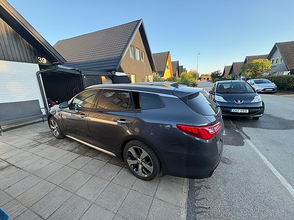 Kia Optima 4 of 6