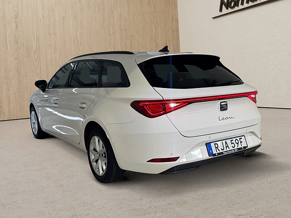 Seat Leon 2 of 7