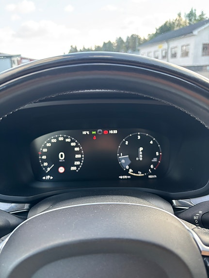Volvo V60 6 of 8