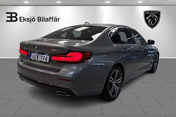 BMW 530e 5 of 23