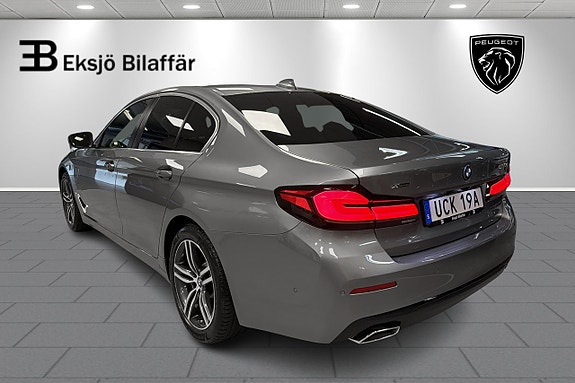 BMW 530e 8 of 23