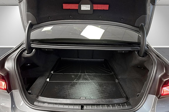 BMW 530e 14 of 23
