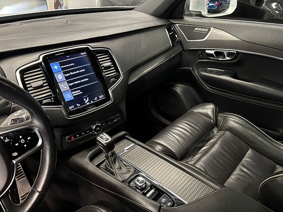 Volvo XC90 22 of 30