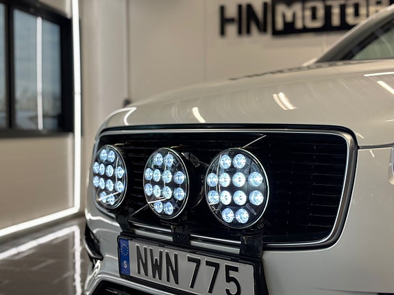 Volvo XC90 4 of 30