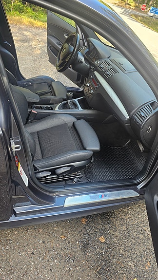 BMW 120i 6 of 8