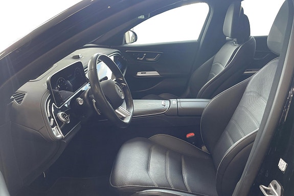 Mercedes-Benz E300 11 of 13