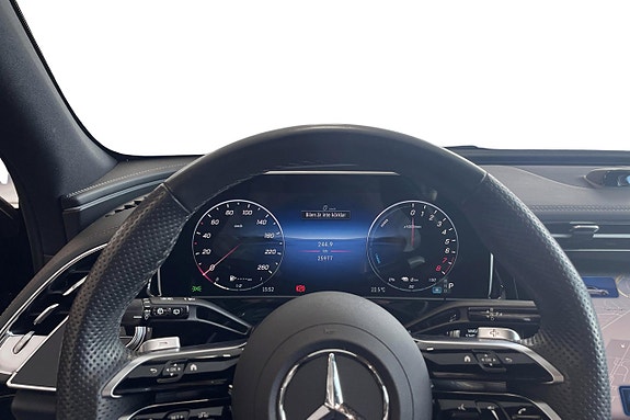 Mercedes-Benz E300 7 of 13