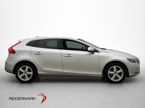 Volvo V40 9 of 30