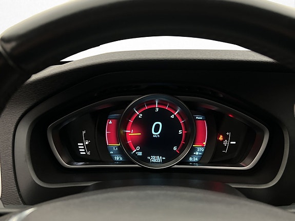 Volvo V40 16 of 30