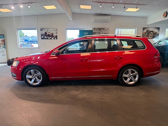 Volkswagen Passat 17 of 21