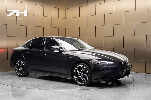 Alfa Romeo Giulia 7 of 20