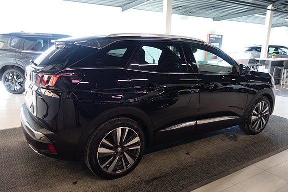 Peugeot 3008 3 of 6