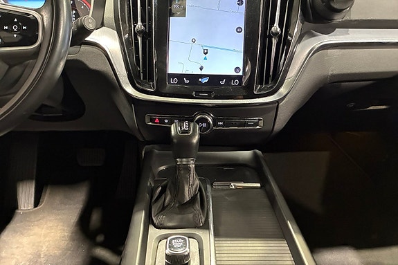 Volvo V60 12 of 18