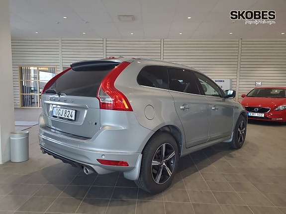 Volvo XC60 6 of 18