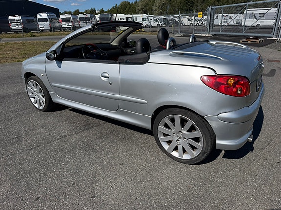 Peugeot 206 CC 2 of 10