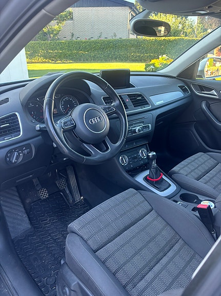 Audi Q3 6 of 9