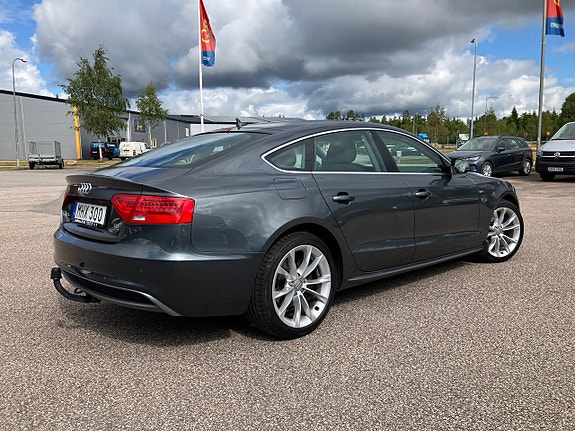 Audi A5 9 of 20