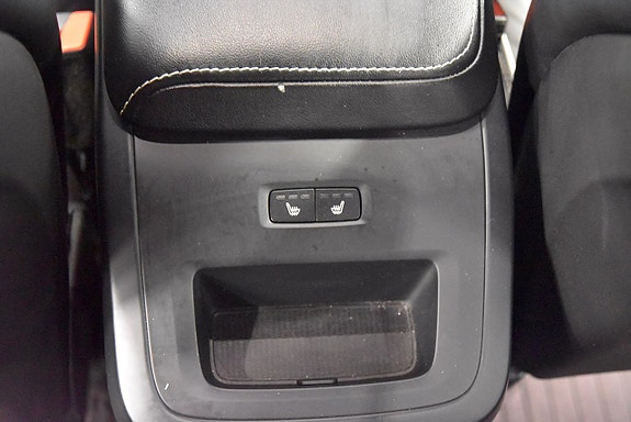 Volvo XC60 16 of 29