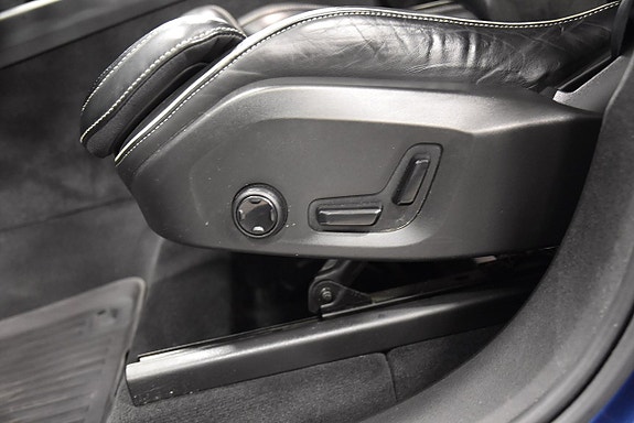 Volvo XC60 14 of 29