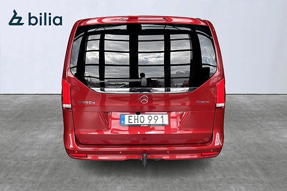 Mercedes-Benz V250 5 of 26