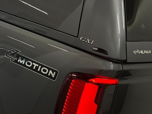 Volkswagen Amarok 15 of 30