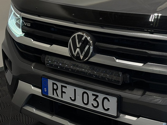 Volkswagen Amarok 7 of 30