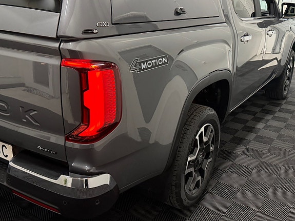 Volkswagen Amarok 18 of 30