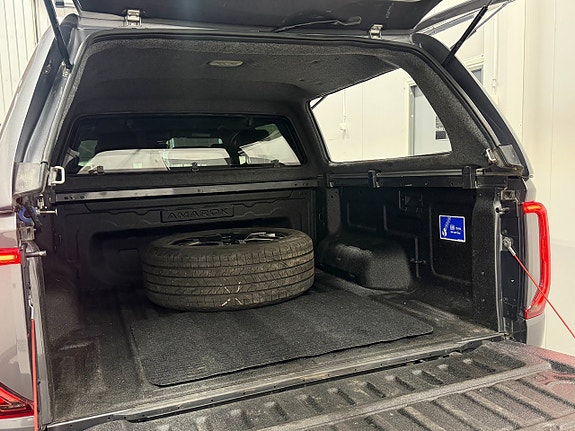 Volkswagen Amarok 16 of 30