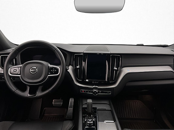 Volvo XC60 13 of 30