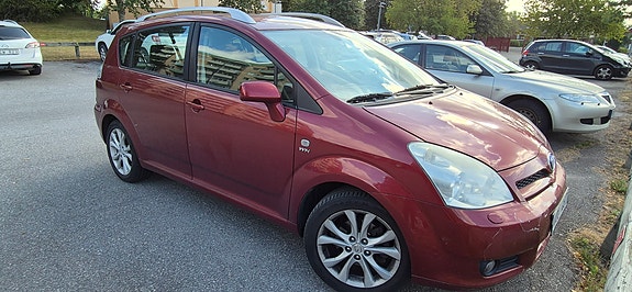 Toyota Corolla Verso 6 of 6
