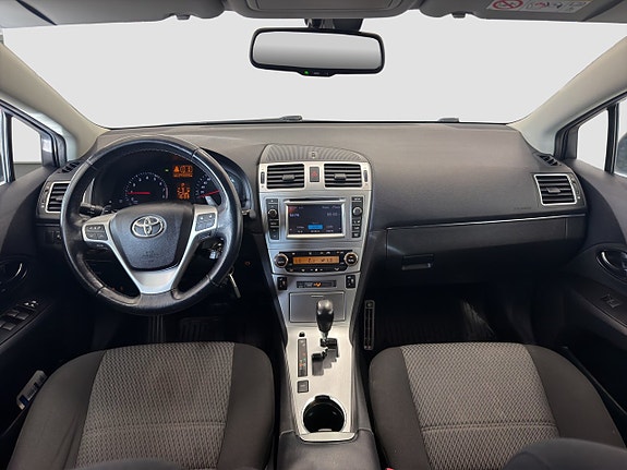 Toyota Avensis 9 of 22