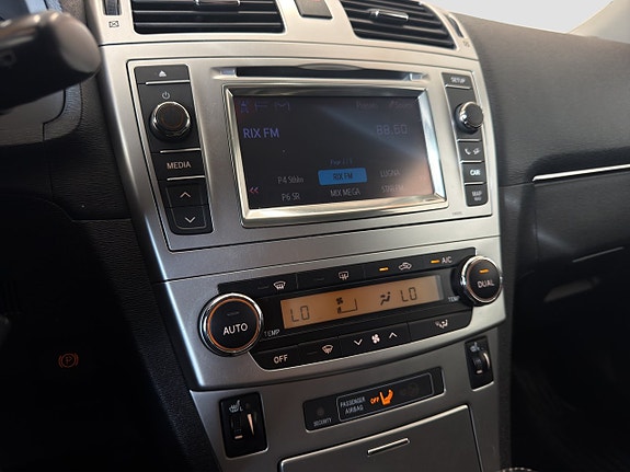 Toyota Avensis 13 of 22