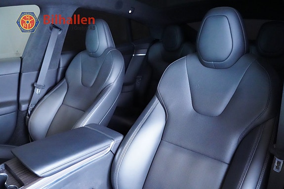 Tesla Model S 19 of 30